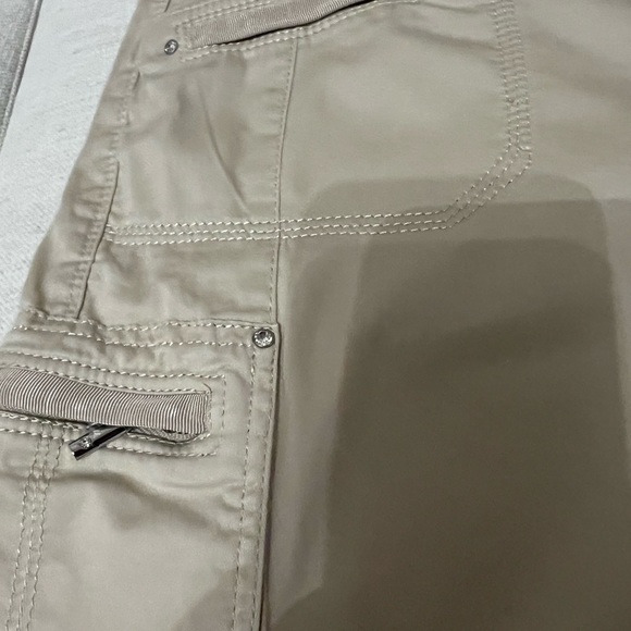 WHBM Ladies Bermuda Shorts - Picture 4 of 5